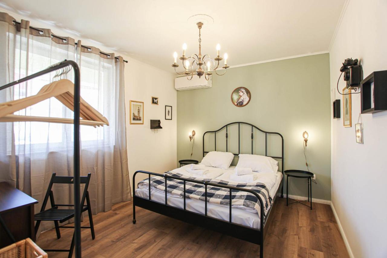 Sherlock'S Holidays Boutique Rooms Portorož Buitenkant foto